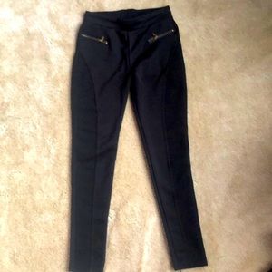 Leggings Black color stretchable